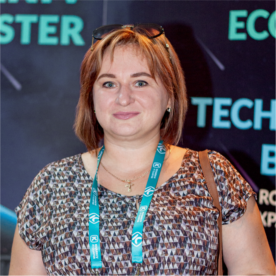 Олена Дудник